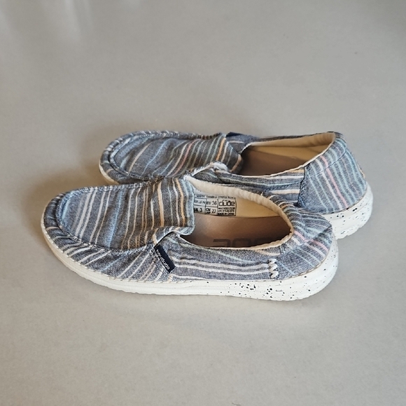 Heu Dude Misty Chambray Stripes Blue - Picture 1 of 13